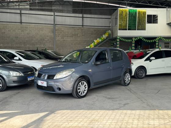 RENAULT SANDERO 1.6 EXPRESSION 8V FLEX 4P MANUAL RENAULT SANDERO 1.6 EXPRESSION 8V FLEX 4P MANUAL